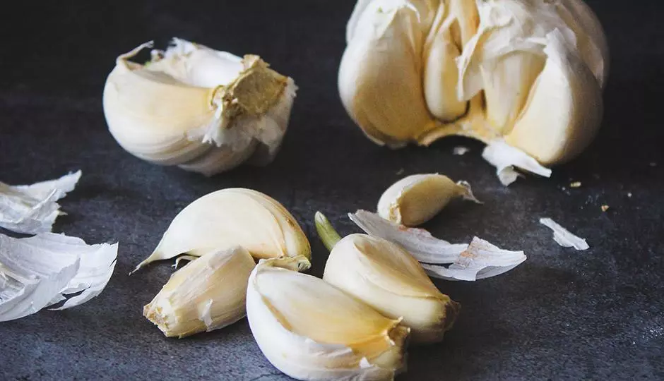 Health Benefits of Garlic Health Benefits of Garlic